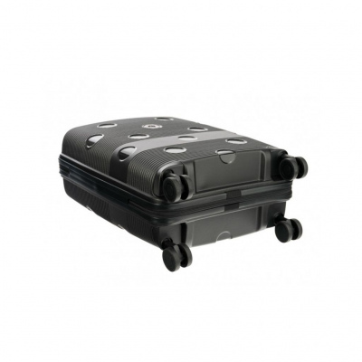 Чемодан пластиковый AIRTEX S 246 черный